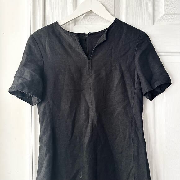 Tom and Linda Platt Black Vintage Split Neck Crepe Short Sleeve Sheath Dress 6 - Picture 2 of 10